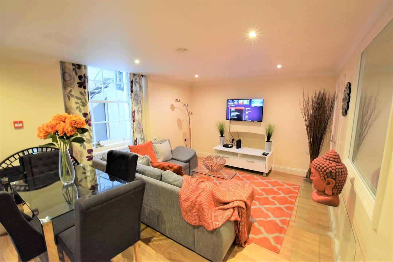 Meridian Way - Your Apartment Bristol Esterno foto