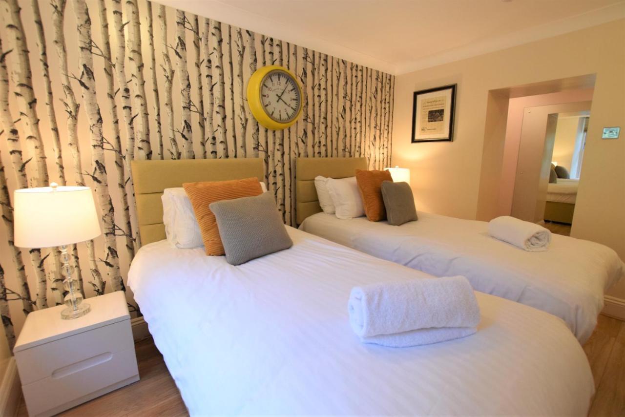 Meridian Way - Your Apartment Bristol Esterno foto