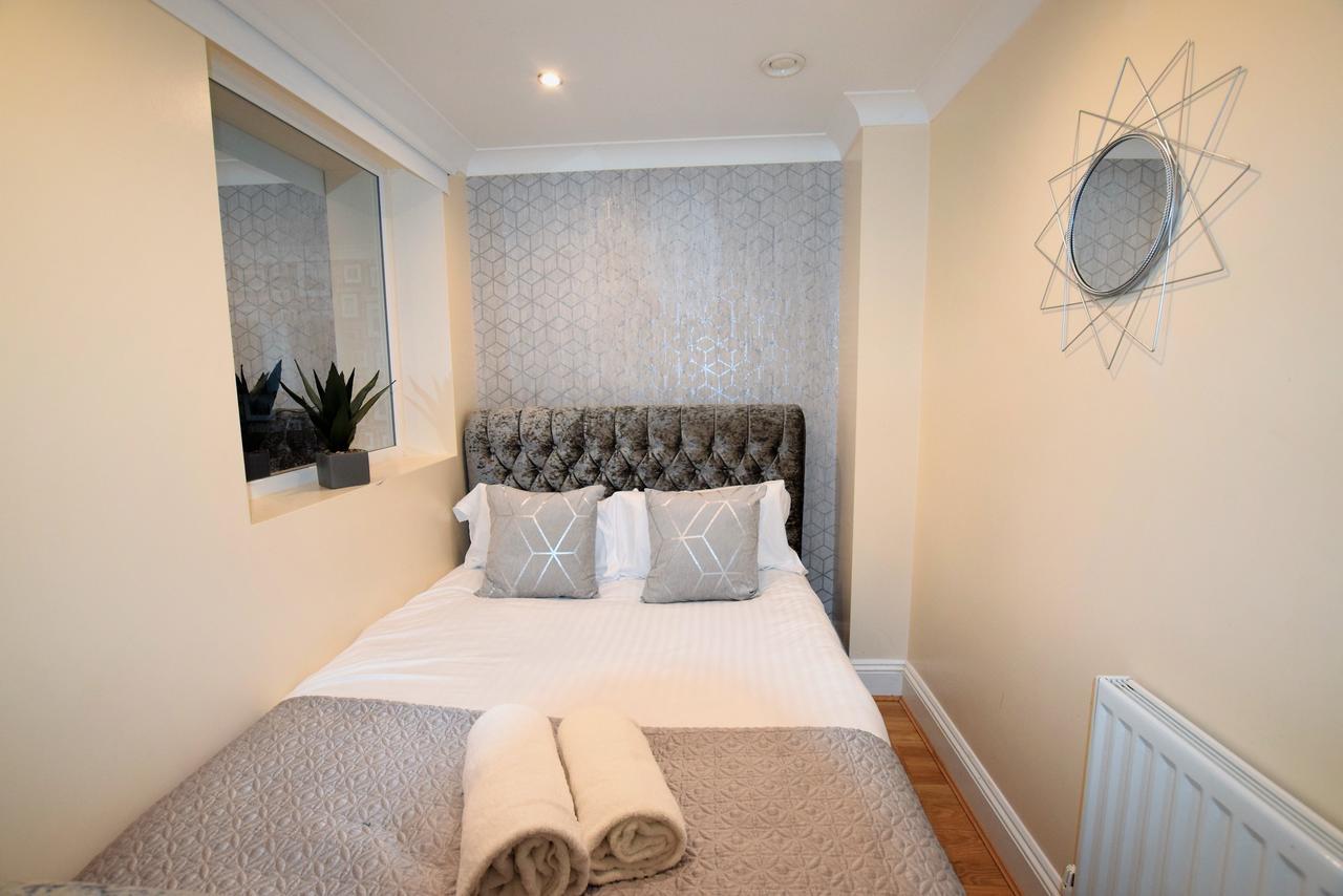 Meridian Way - Your Apartment Bristol Esterno foto